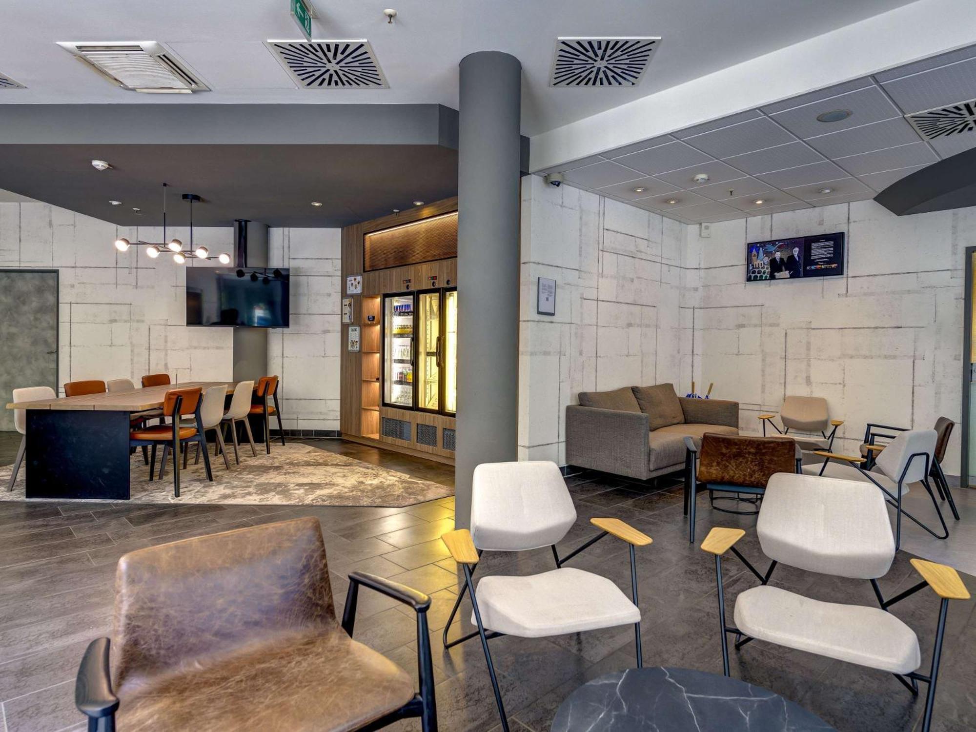Hotel Novotel Parkstadt Schwabing 4*