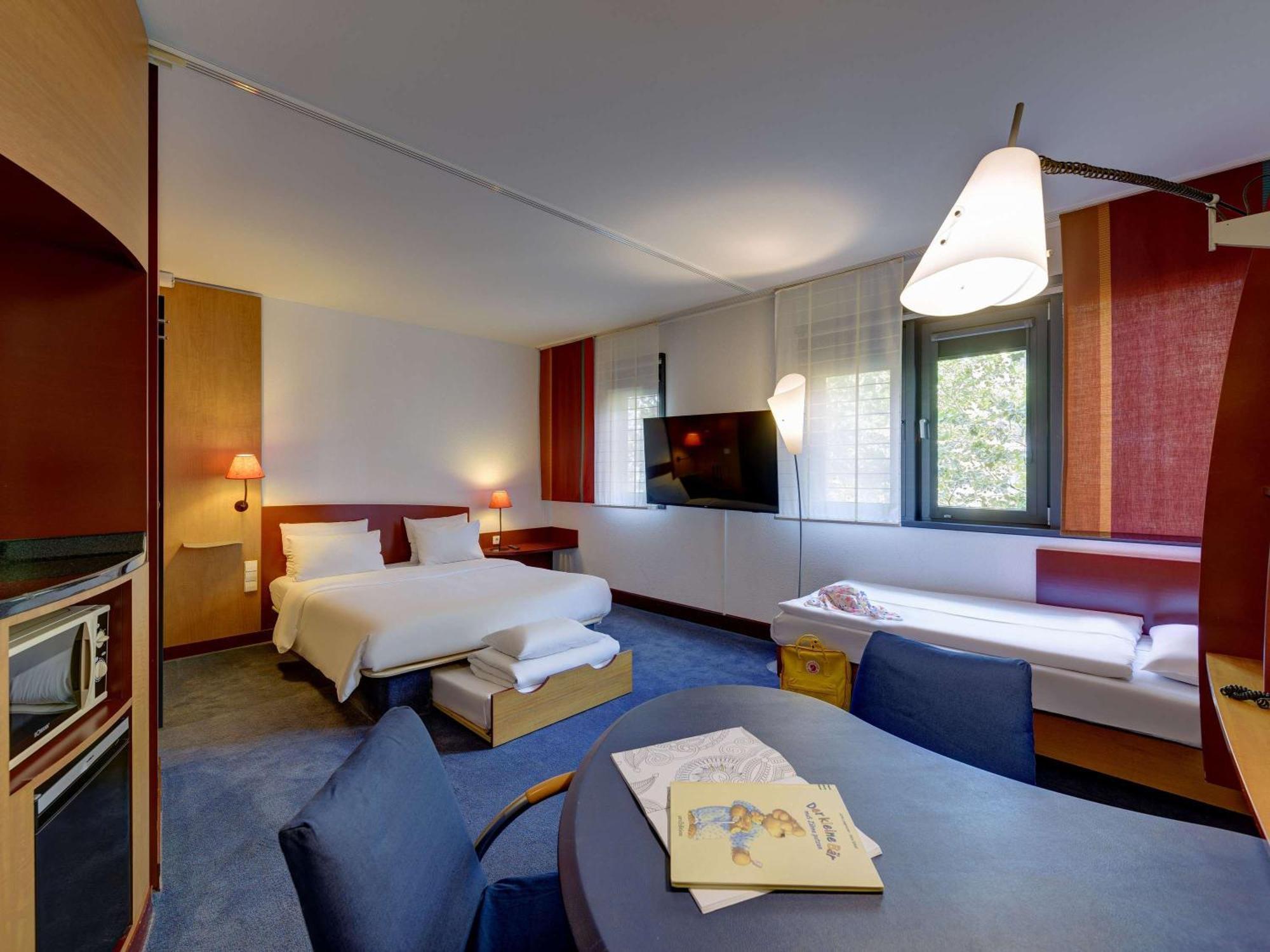 Novotel Parkstadt Schwabing 4*